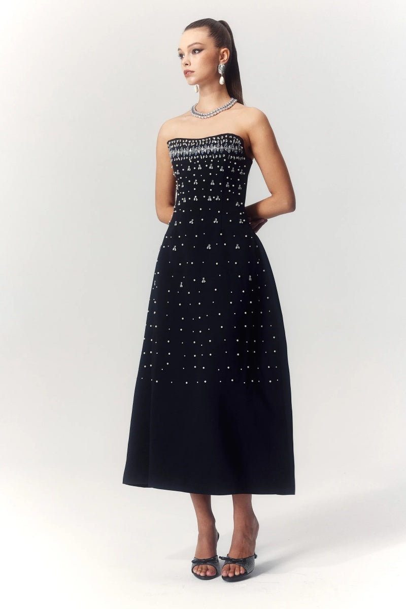 Vestido midi sin mangas con adornos de cristales Verna