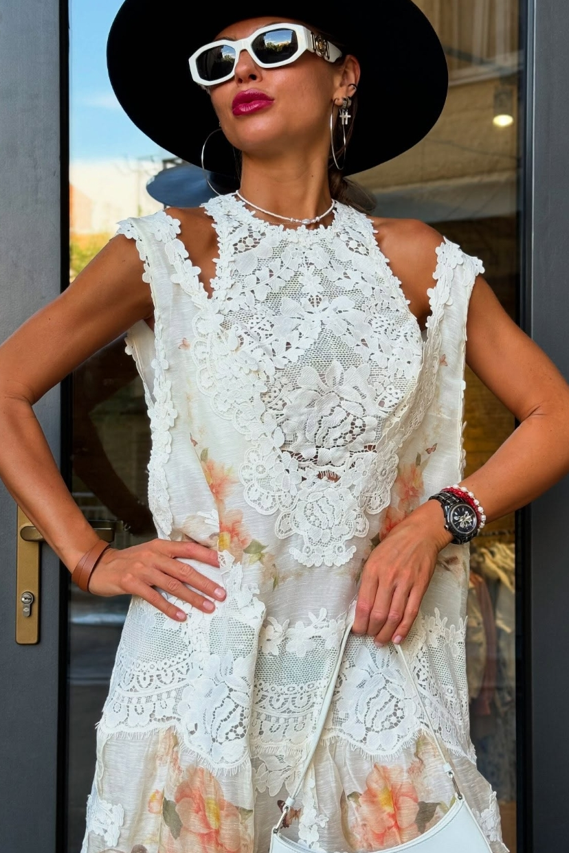 Vestido largo de encaje Kelly