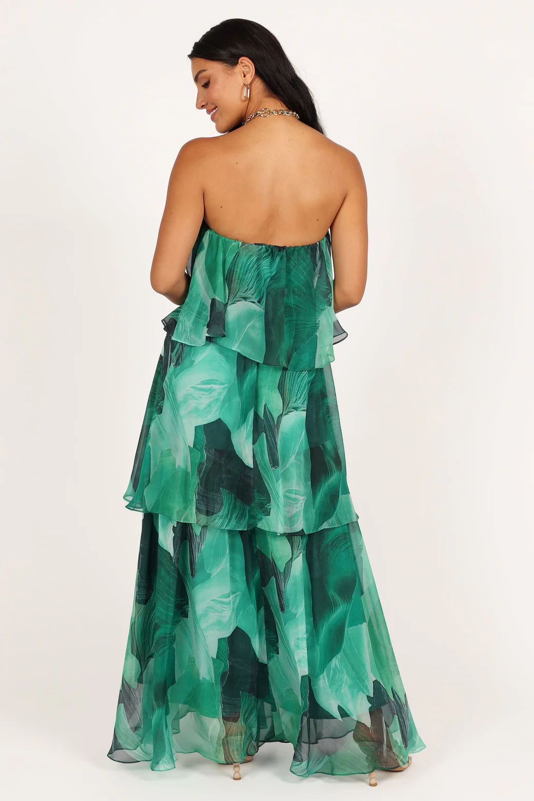 Calista Green Bloom – Trägerloses, gestuftes Maxikleid