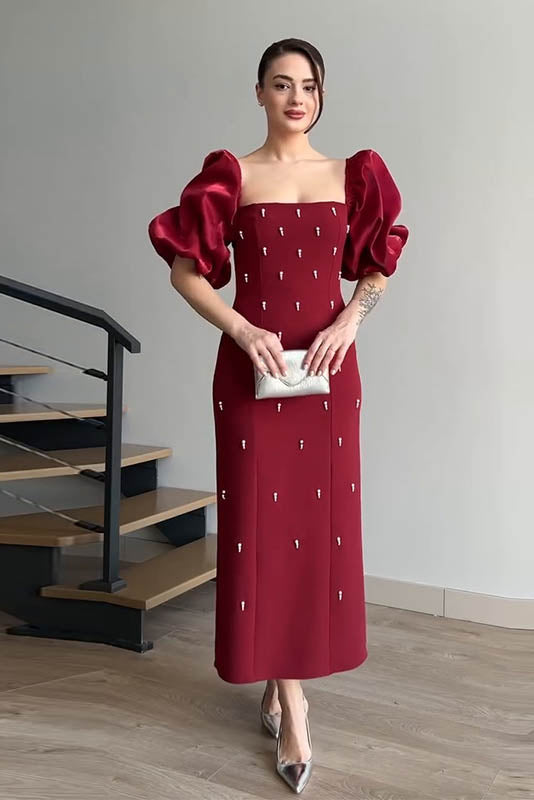 Ecos del pasado: vestido ajustado de lunares