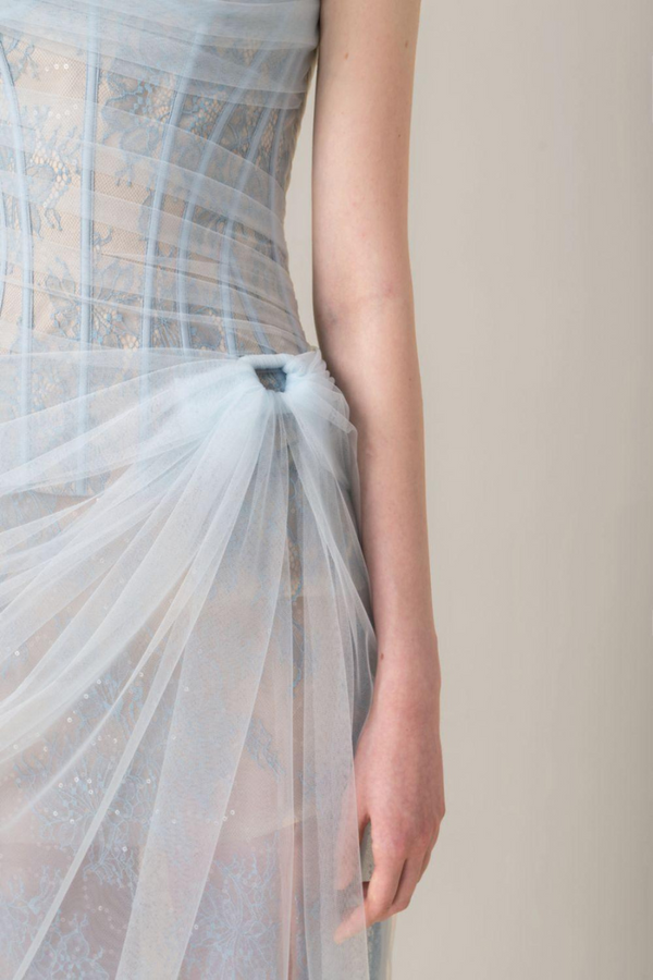 Vestido largo Bertille de un solo hombro en azul