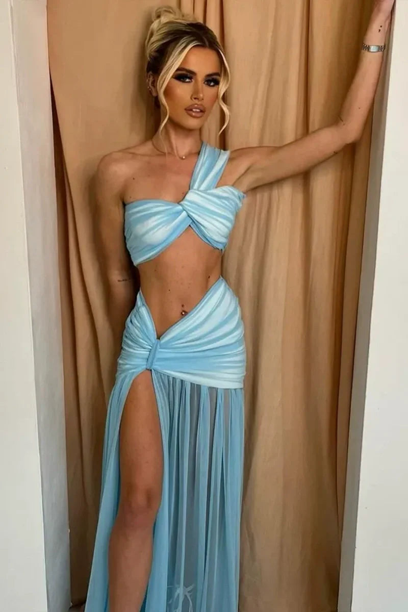 Top de bikini sexy con falda de malla en la cadera