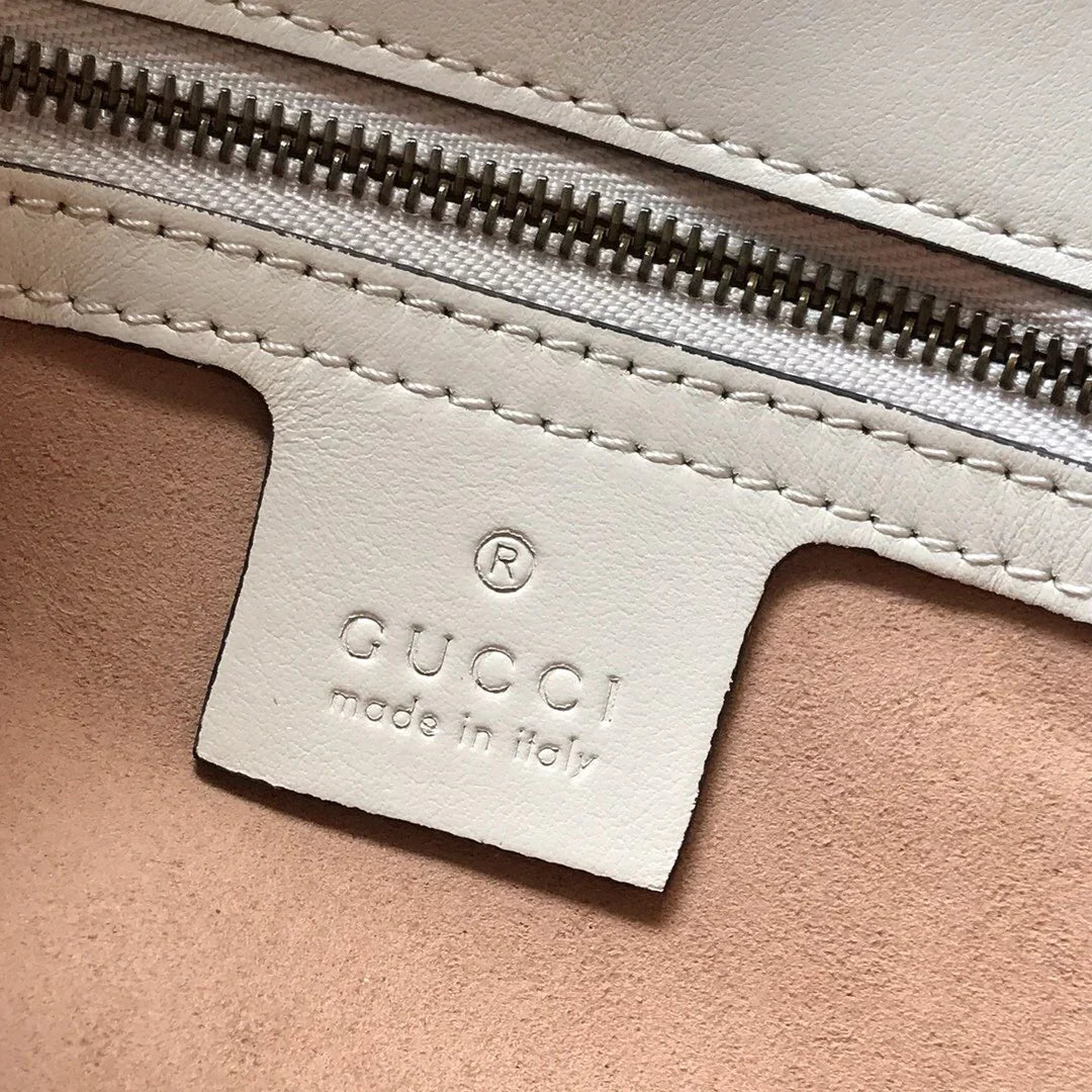 Bolso pequeño GC Marmont Matelassé blanco