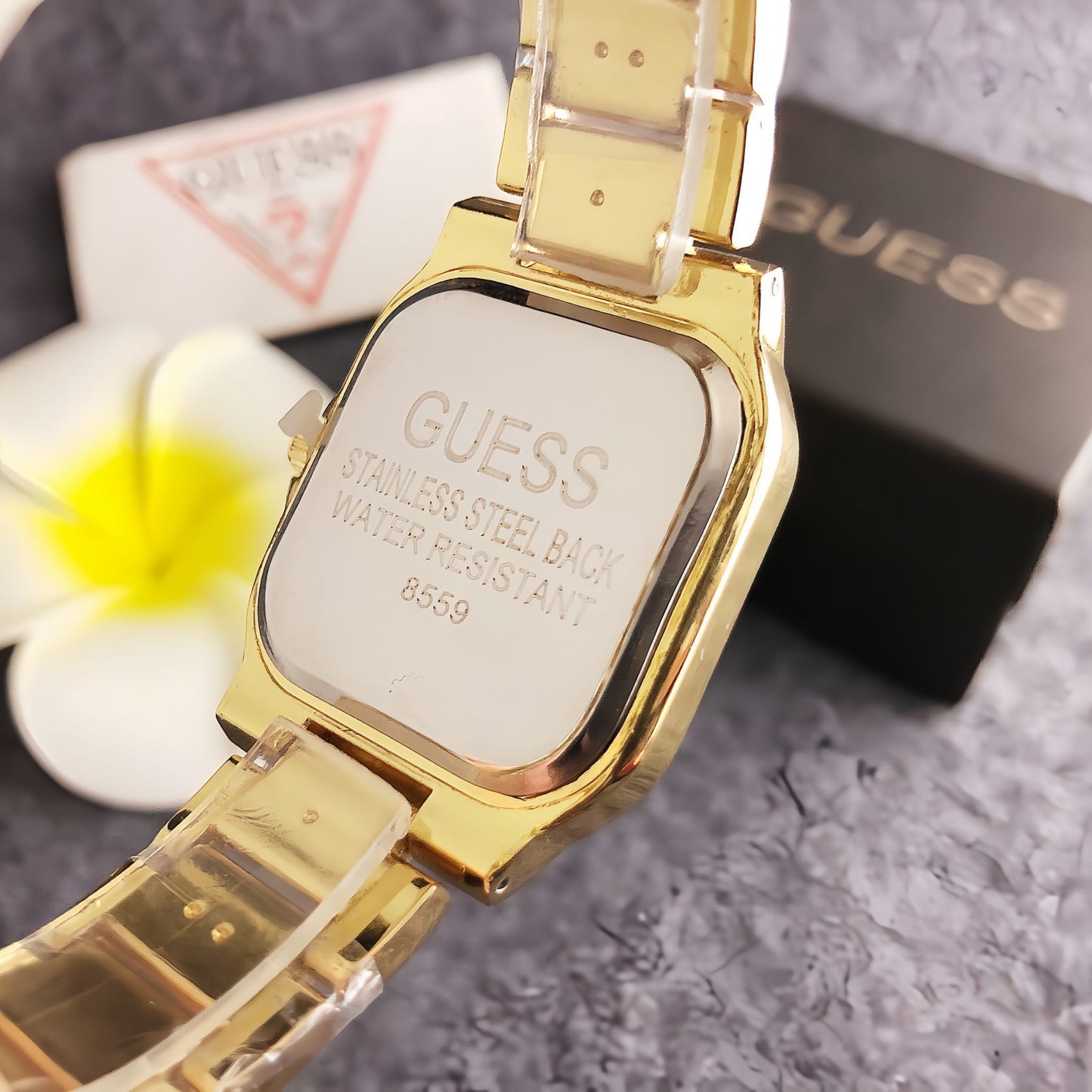 Prestige Aura Watch