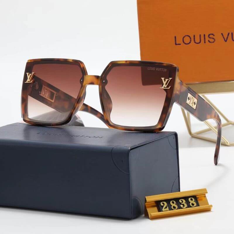 Women's Ultra Lightweight Versatile Sunglasses with Clear Lenses