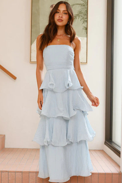 Vestido midi sexy y elegante sin tirantes ni espalda descubierta con capas