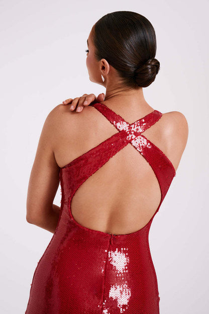 Vestido largo sexy con escote halter y abertura alta