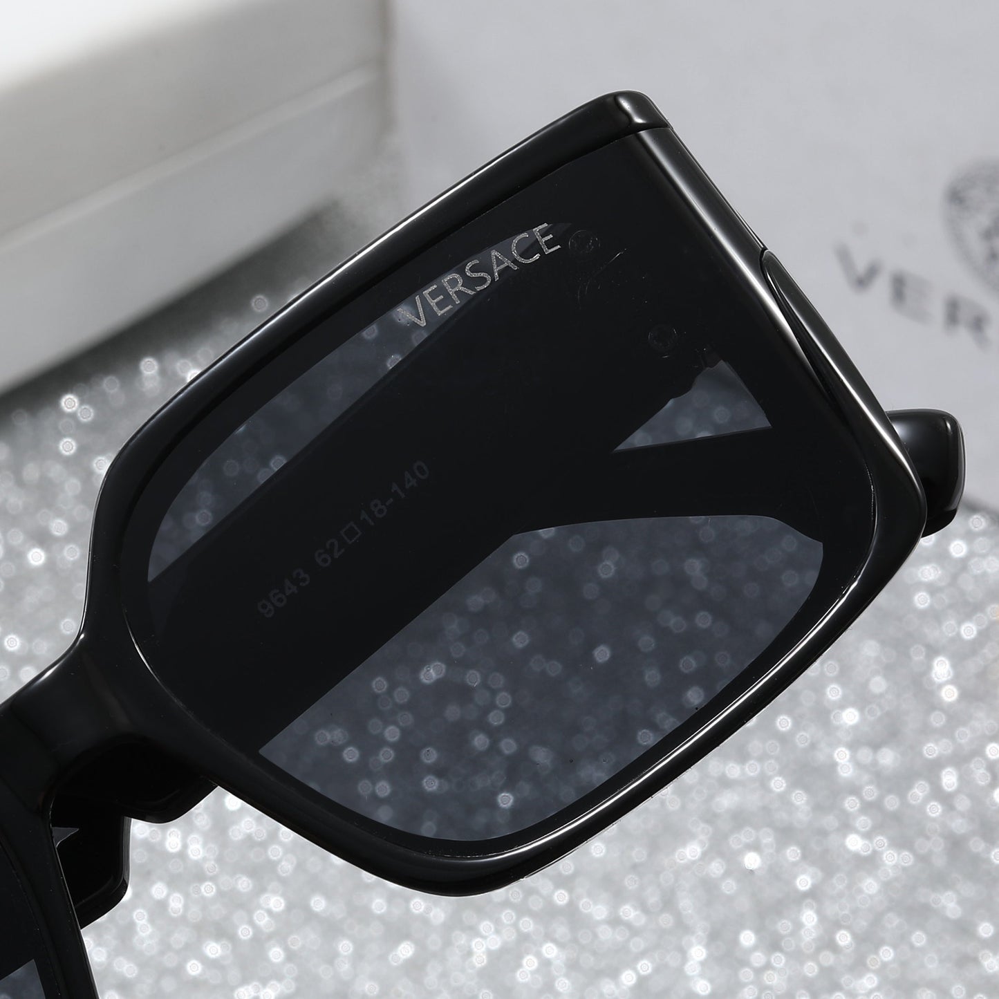 Square Luxe