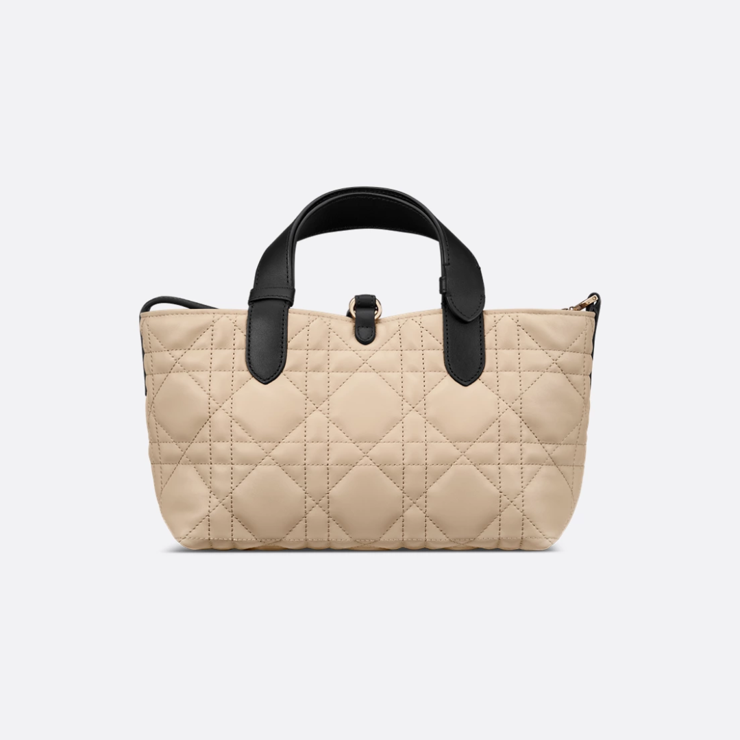 DR Toujours kleine Tasche