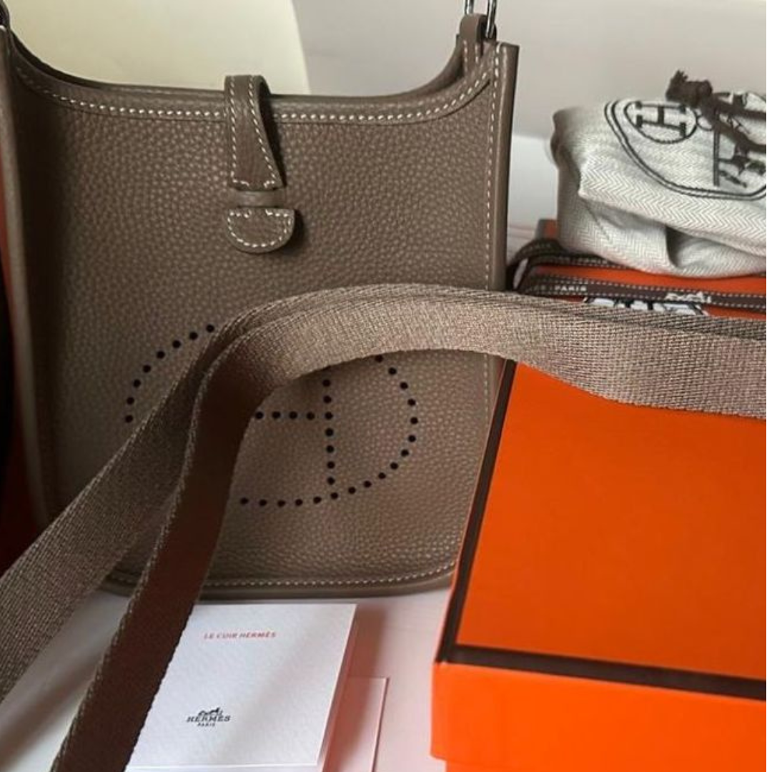 HMÈ Evelyne III 29 Tasche