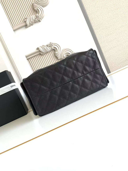CHNL 25 Pequeño Hobo Negro
