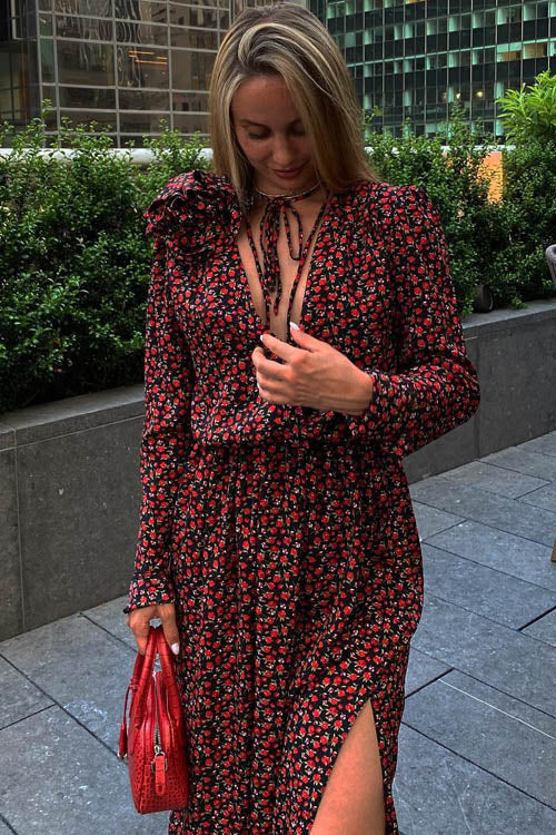 Vestido midi con cuello en V y flores Bertha