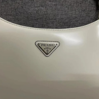 PRD Cleo Schultertasche aus gebürstetem Leder