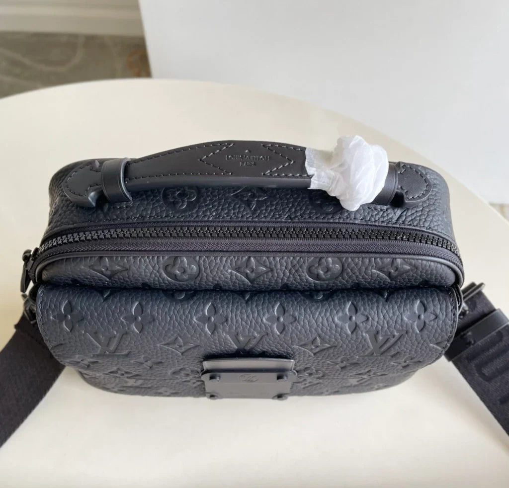Cartera portátil LV Steamer