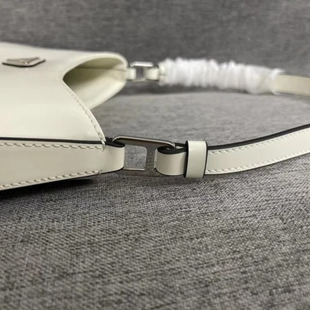 PRD Cleo Schultertasche aus gebürstetem Leder