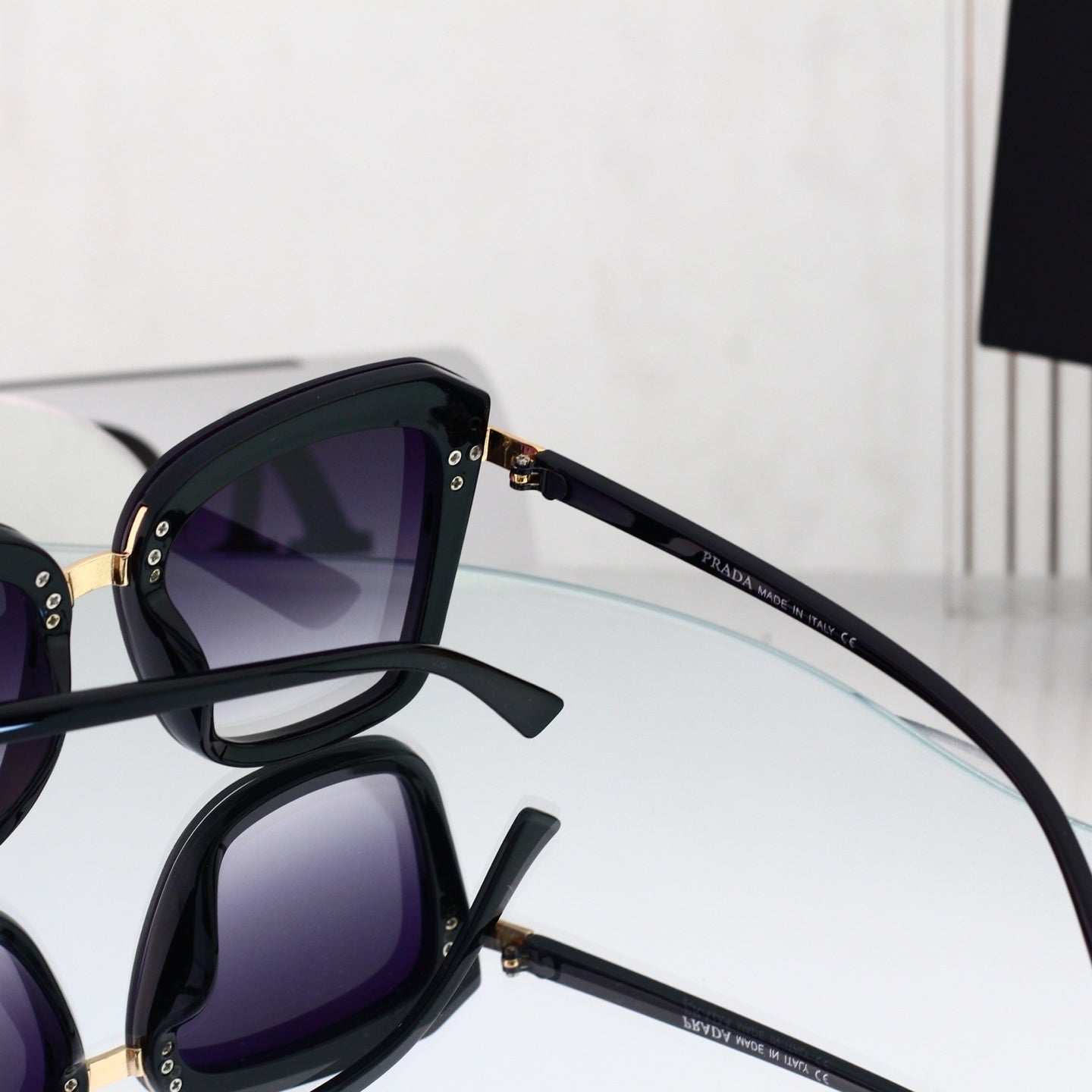 Noir Eclipse Sunglasses