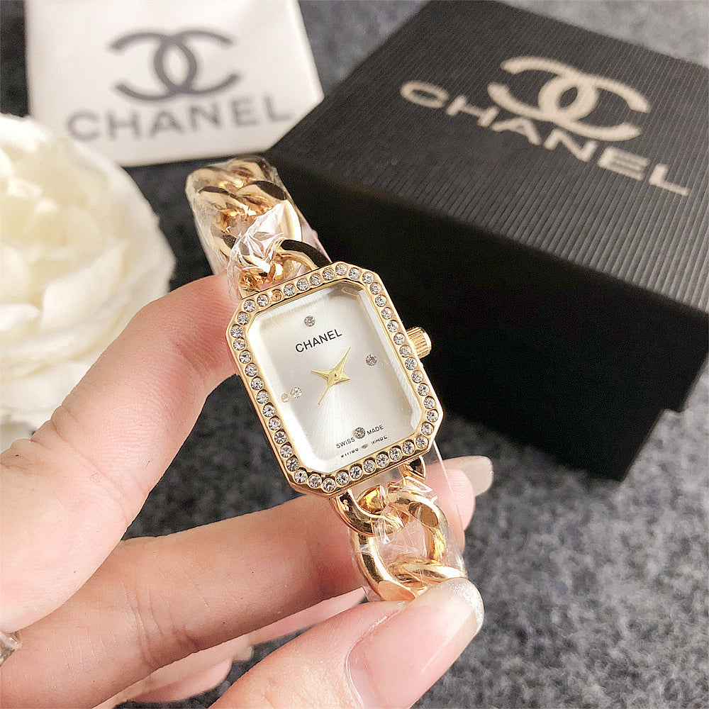 Lunéa Charm Watch