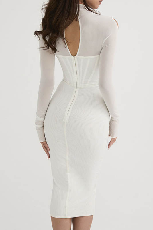 Trendiges Baddie-Maxikleid mit langen Ärmeln aus Netzstoff