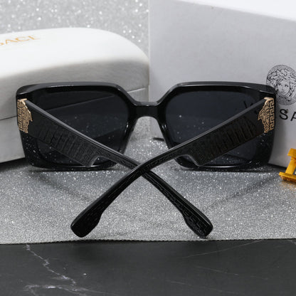 Square Luxe