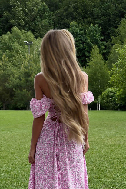 Vestido midi elegante con flores y cuello en U 