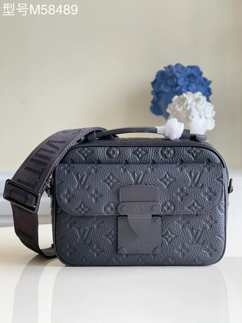 Cartera portátil LV Steamer