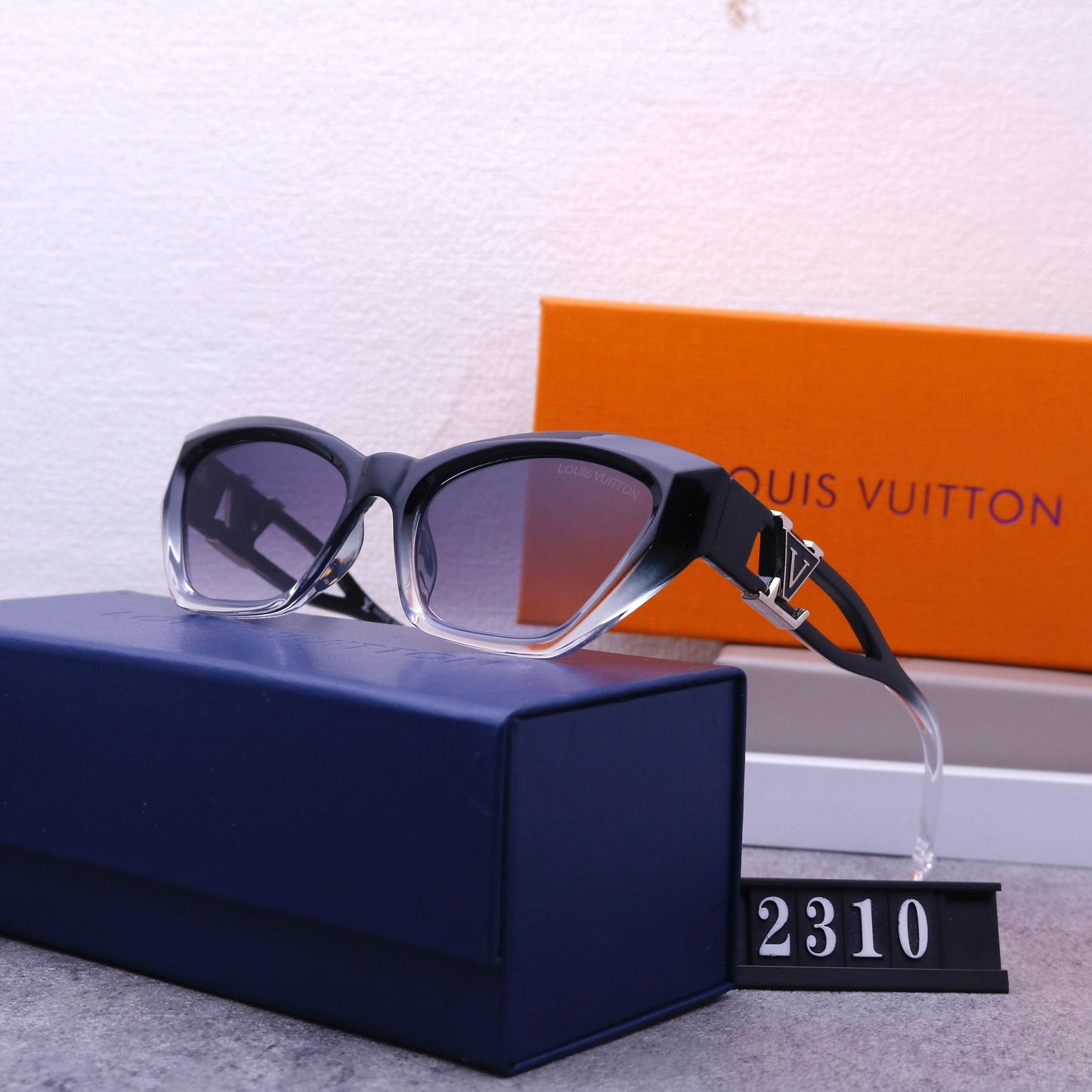 Retro Oval Shades