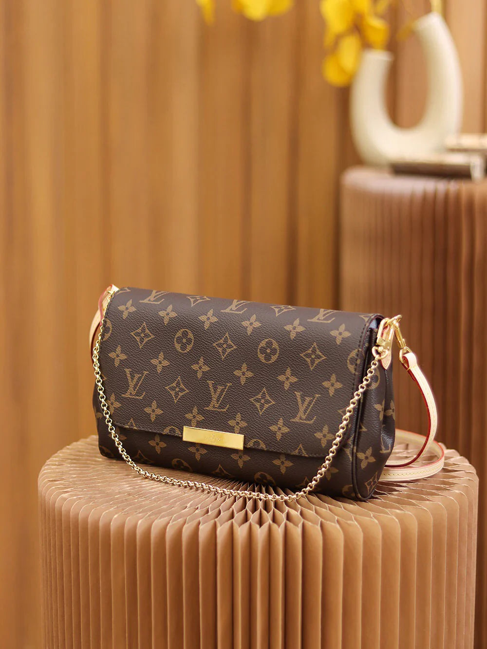LV Favorito Monograma
