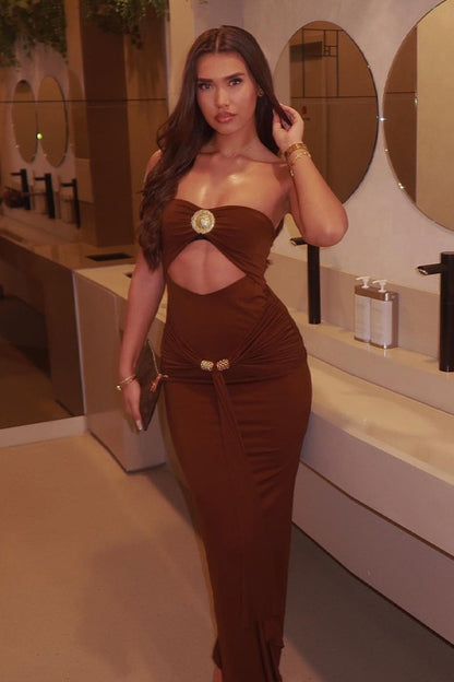 Vestidos largos maxi sin tirantes y huecos