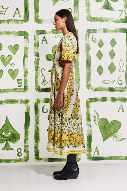 Vestido largo floral con cuello redondo Rosalinde en amarillo