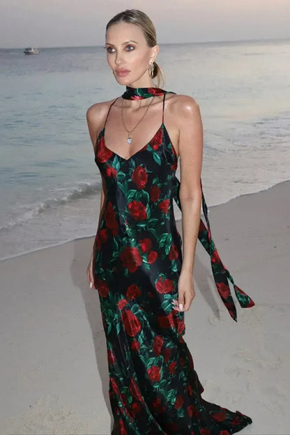 Vestido largo sin espalda con estampado floral