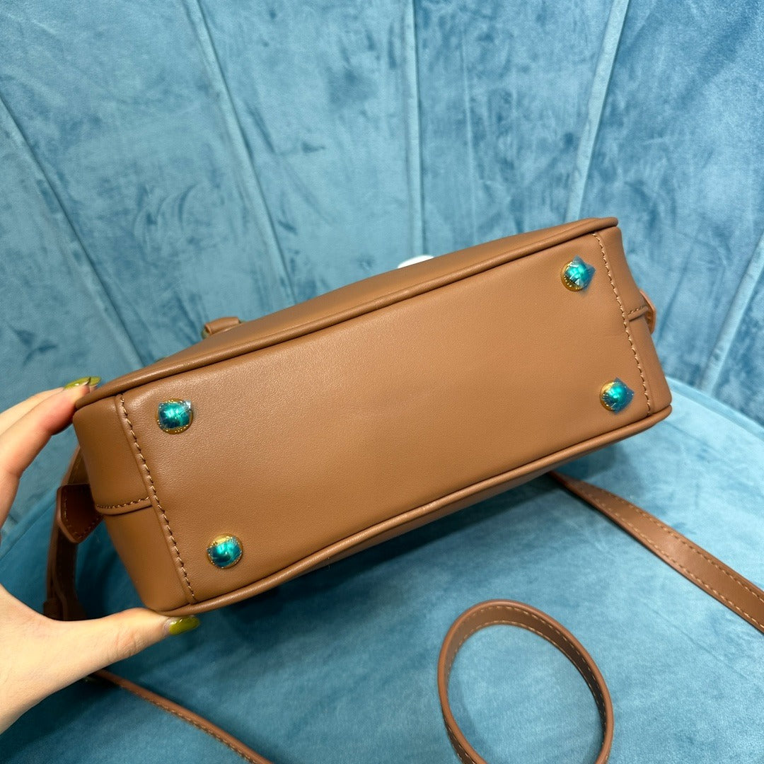 VICTORIA™ Elegance Hobo Bag