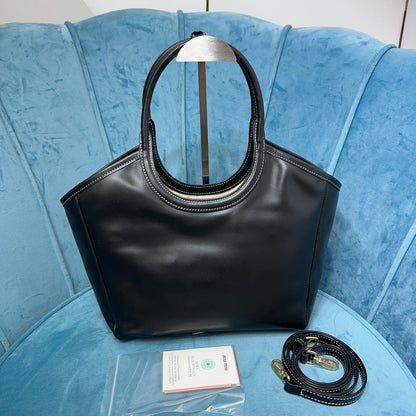 VALORA™ Classic Tote Black