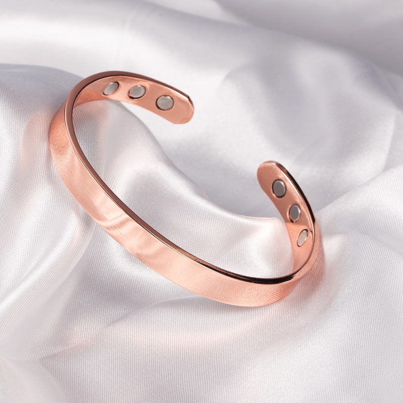 Classic magnetic bracelet