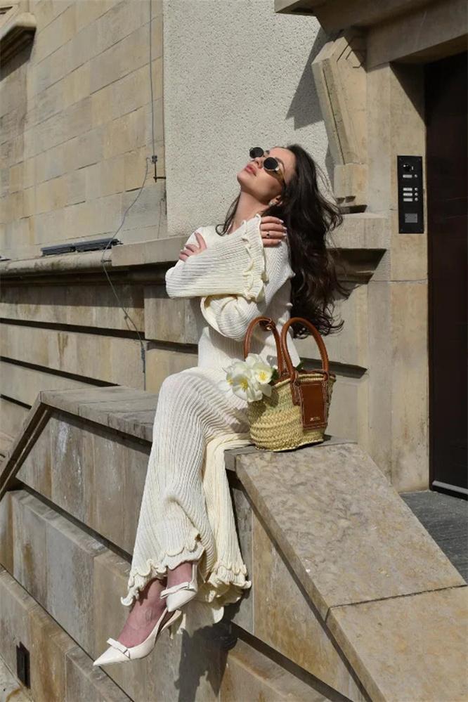 Vestido largo de punto de manga larga con volantes Clara