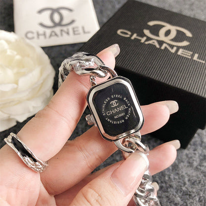Lunéa Charm Watch