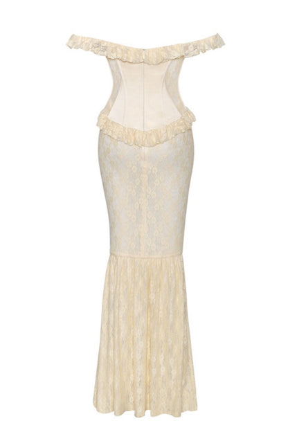 Schulterfreies Maxikleid aus Satinspitze mit Schößchenkorsett