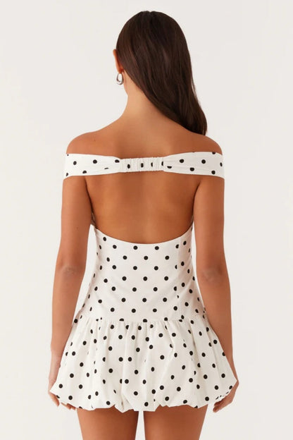 Vestido mini con hombros descubiertos de Endless Romance