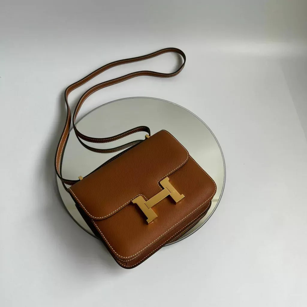 HMÈ Constance 18 Handtasche aus Epsom-Kalbsleder