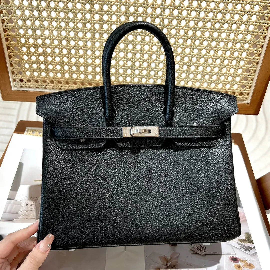 HMÈ Birkin 25 HSS-taske i Chalk / Dove Grey Togo-læder
