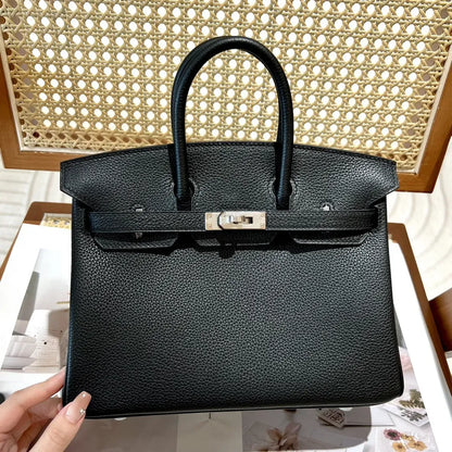 HMÈ Birkin 25 HSS-taske i Chalk / Dove Grey Togo-læder