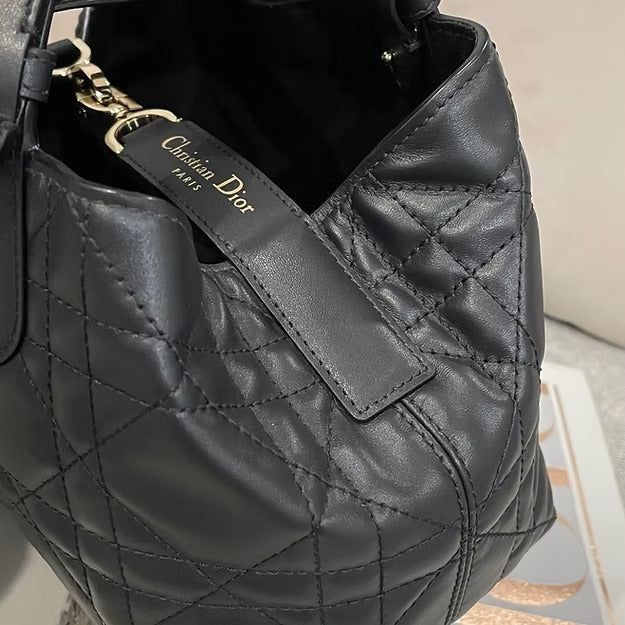 DR mittelgroße Handtasche