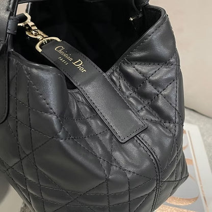 DR mittelgroße Handtasche