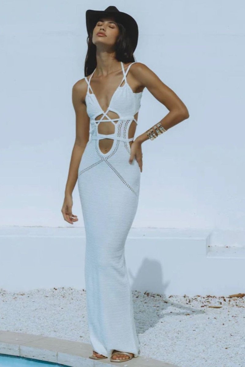 Megan – Gestricktes, ausgehöhltes Maxikleid