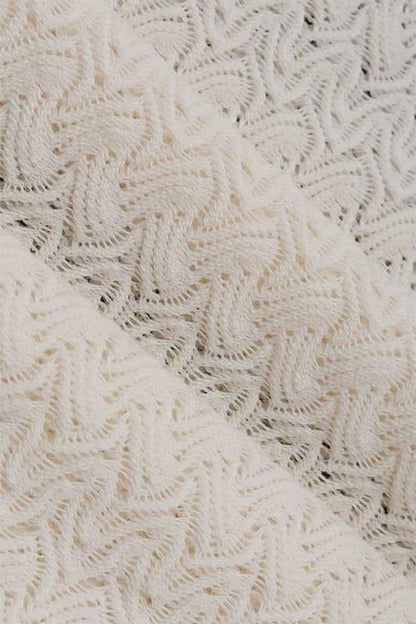 Muriel – Maxikleid aus Strick mit Rüschen und Cut-outs