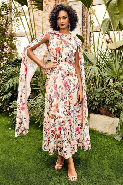 Vestido largo con mangas capa y cuello redondo Nola