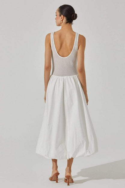 Vestido midi sin mangas en contraste de Novia