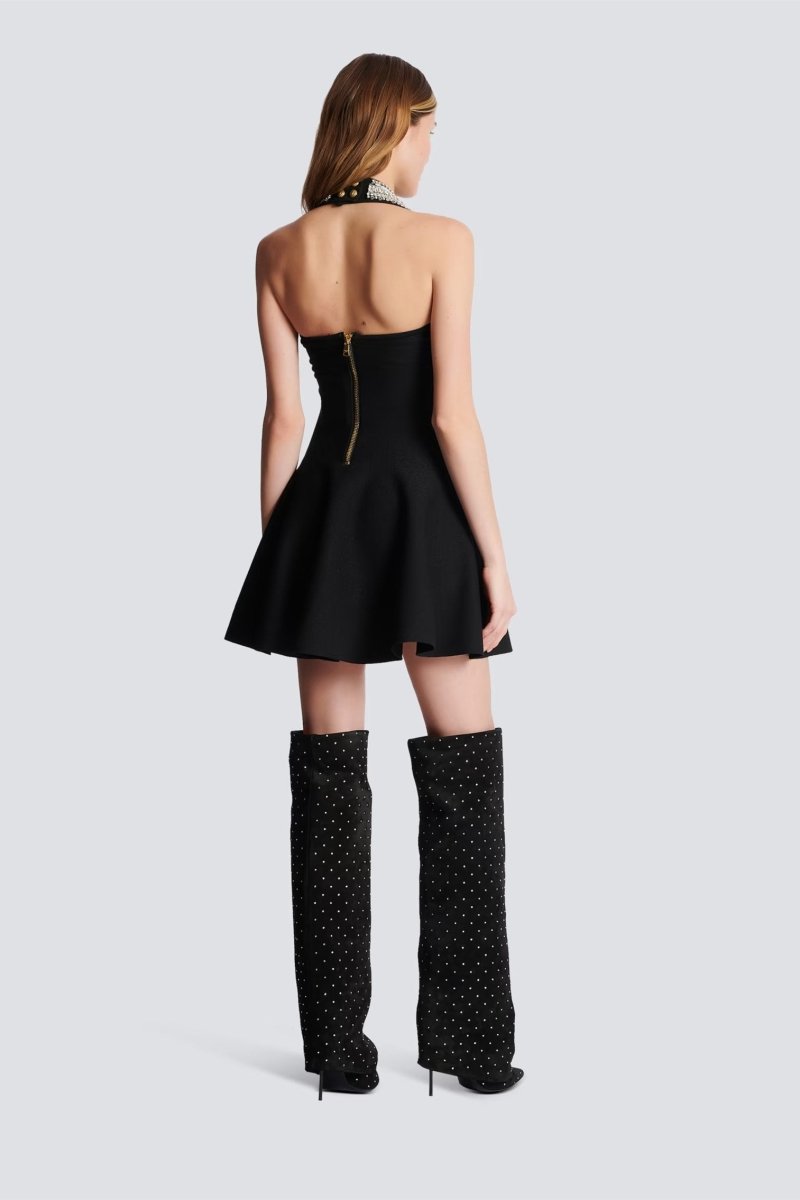 Patricia – Neckholder-Mini-Strickkleid mit Kristallverzierung