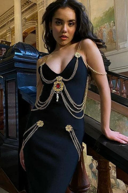 Vestido midi con escote en V y adornos metálicos Setlla