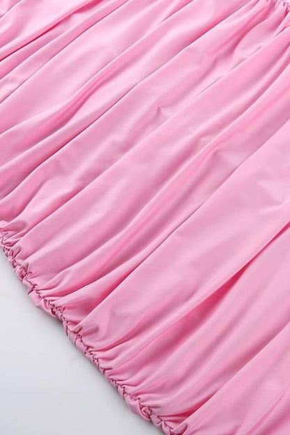 Vestido midi sin tirantes con flores de Tina